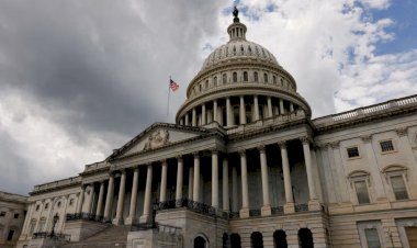 شماری از نمایندگان کانگرس امریکا خواستار ۲۰ هزار ویزای ویژه مهاجرتی برای افغان‌‌ها شدند