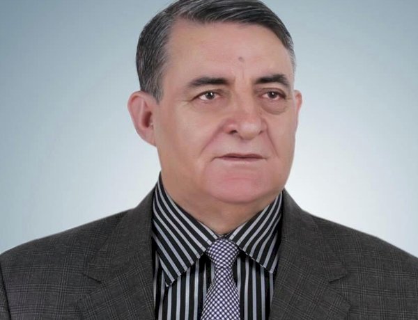 چه کسی با چه خصوصیاتی امیرالمومنین شده میتواند؟